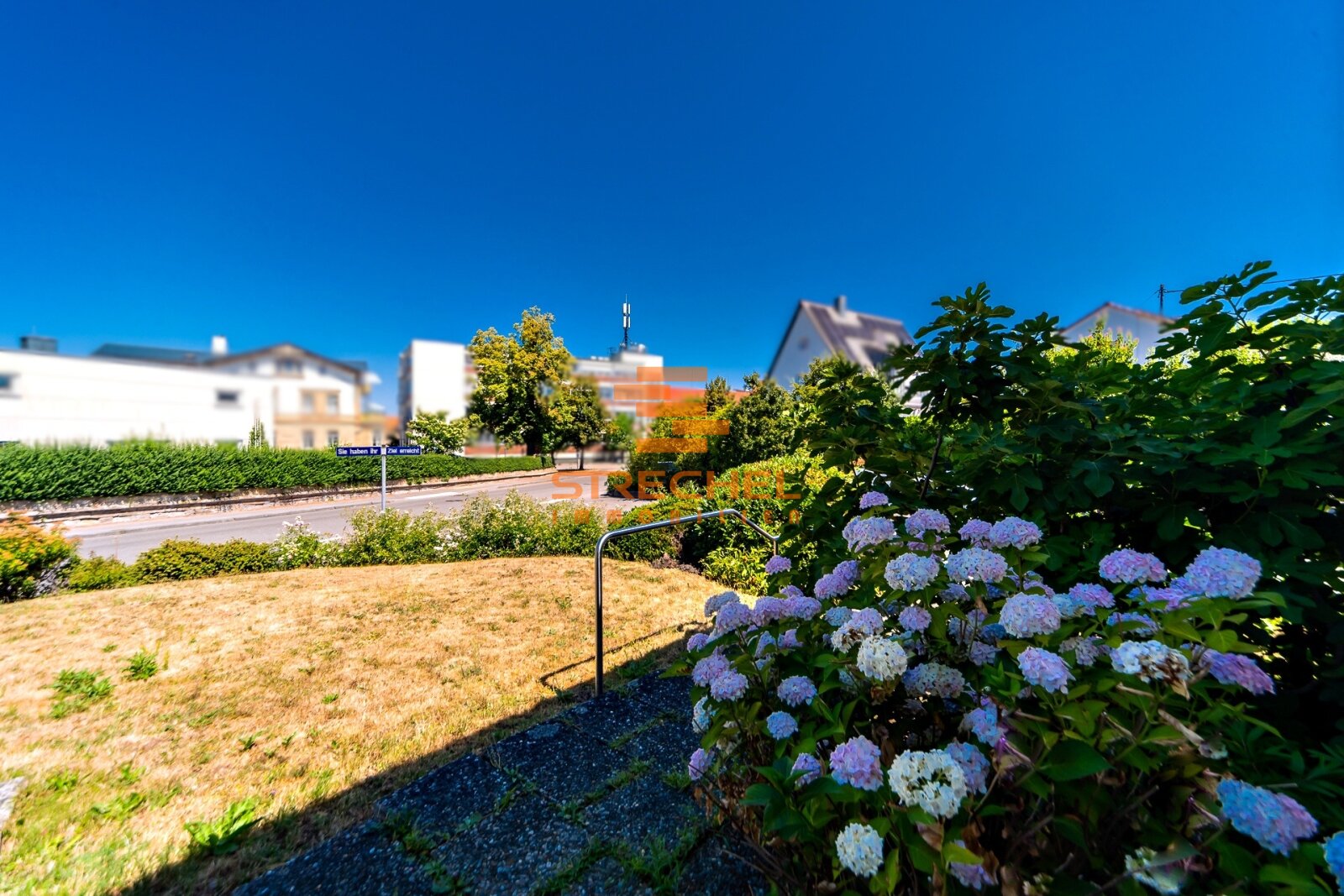 vorderer Gartenteil