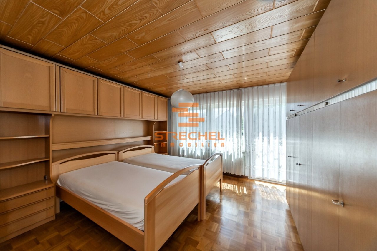 2. Schlafzimmer mit Balkonzugang